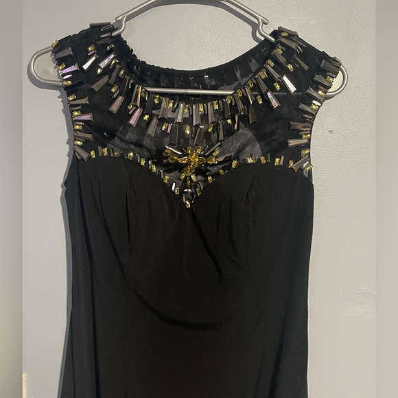 Dave and Johnny evening gown. Size 7/8
Never worn - Picture 2 of 5